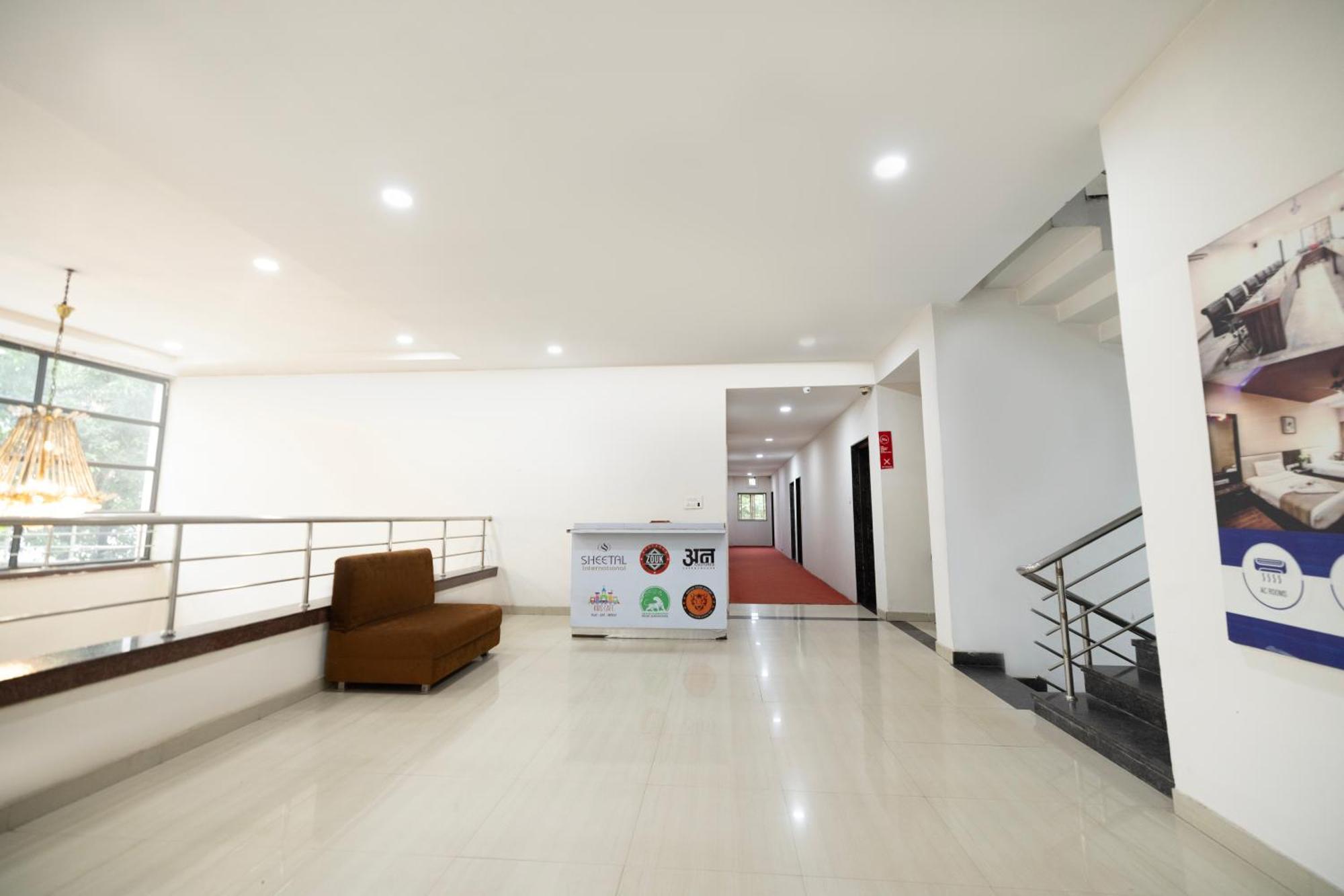 Sheetal International Hotel Rāipur Exterior foto